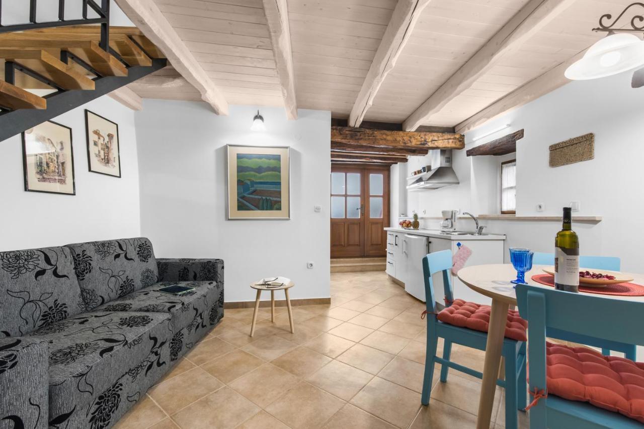 Picturesque Apartment San Rocco 1 Pican Bagian luar foto