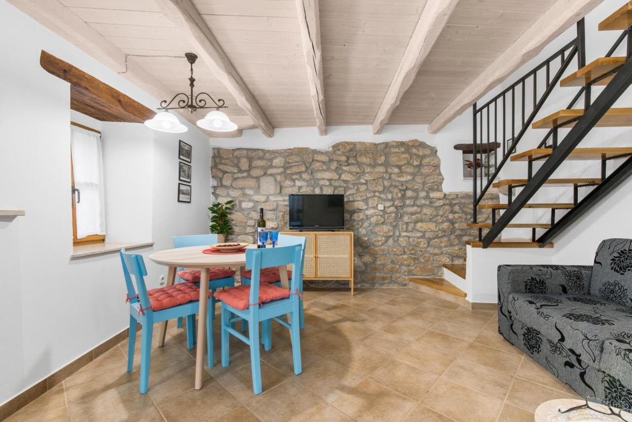 Picturesque Apartment San Rocco 1 Pican Bagian luar foto