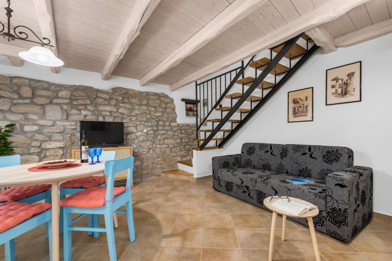 Picturesque Apartment San Rocco 1 Pican Bagian luar foto
