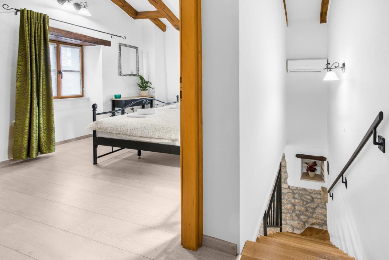 Picturesque Apartment San Rocco 1 Pican Bagian luar foto