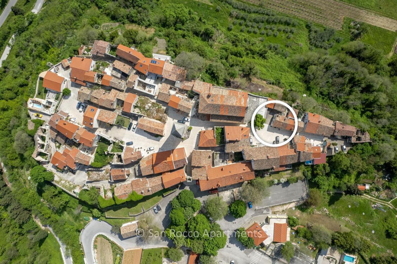 Picturesque Apartment San Rocco 1 Pican Bagian luar foto